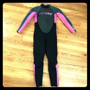 Girls O’Neill Scuba/surf 3/2 wetsuit size 8